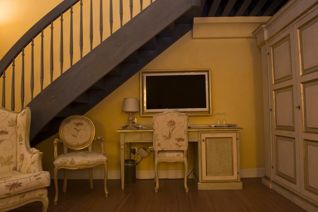 Villa Silvana บอสโกเรอาเล ภายนอก รูปภาพ