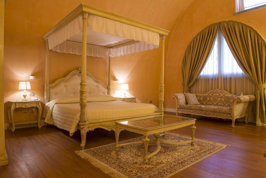 Villa Silvana บอสโกเรอาเล ภายนอก รูปภาพ